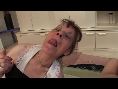 ❤️ Zwei Großmütter und ein Großvater haben einen Dreier ️ Porn video bei porn de.kanalmoscow.ru ❤