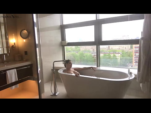 ❤️ Riesiges Babe wichst leidenschaftlich ihre Muschi im Badezimmer ️ Porn video bei porn de.kanalmoscow.ru ❤